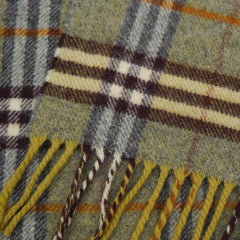 Burberrys Lambswool Plaid Print Pre-Loved Scarf