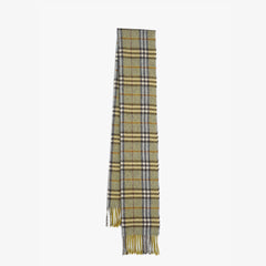 Burberrys Lambswool Plaid Print Pre-Loved Scarf