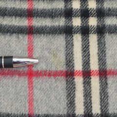 Burberry’s Cashmere Classic Check Pre-Owned Scarf