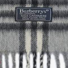Burberry’s Cashmere Classic Check Pre-Owned Scarf