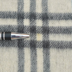 Burberry Cashmere Plaids & Check Pre-Owned Scarf