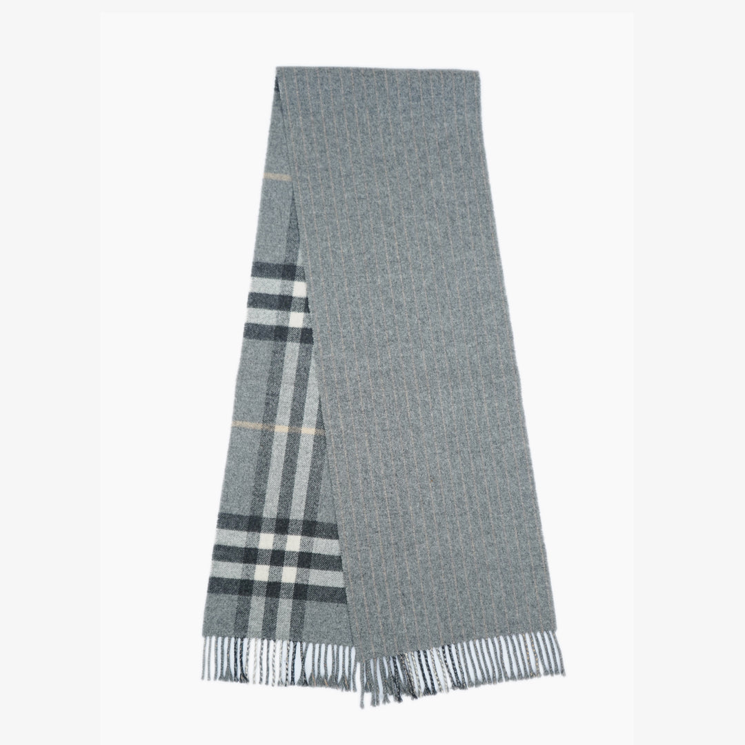 Burberry Wool Reversible Check Printed Pre-Owned Scarf